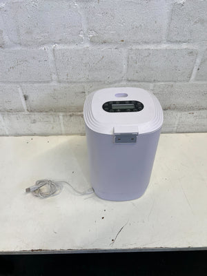 Compact Automatic Cat Feeder - White with Minor Scratches - 2ndhandwarehouse.com