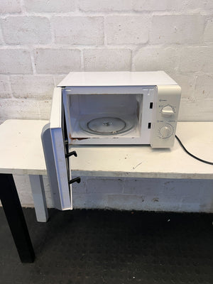 Compact Midea Microwave Oven - White, Functional with Minor Scuffs - REDUCED