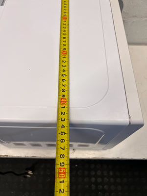 Compact Midea Microwave Oven - White, Functional with Minor Scuffs - REDUCED