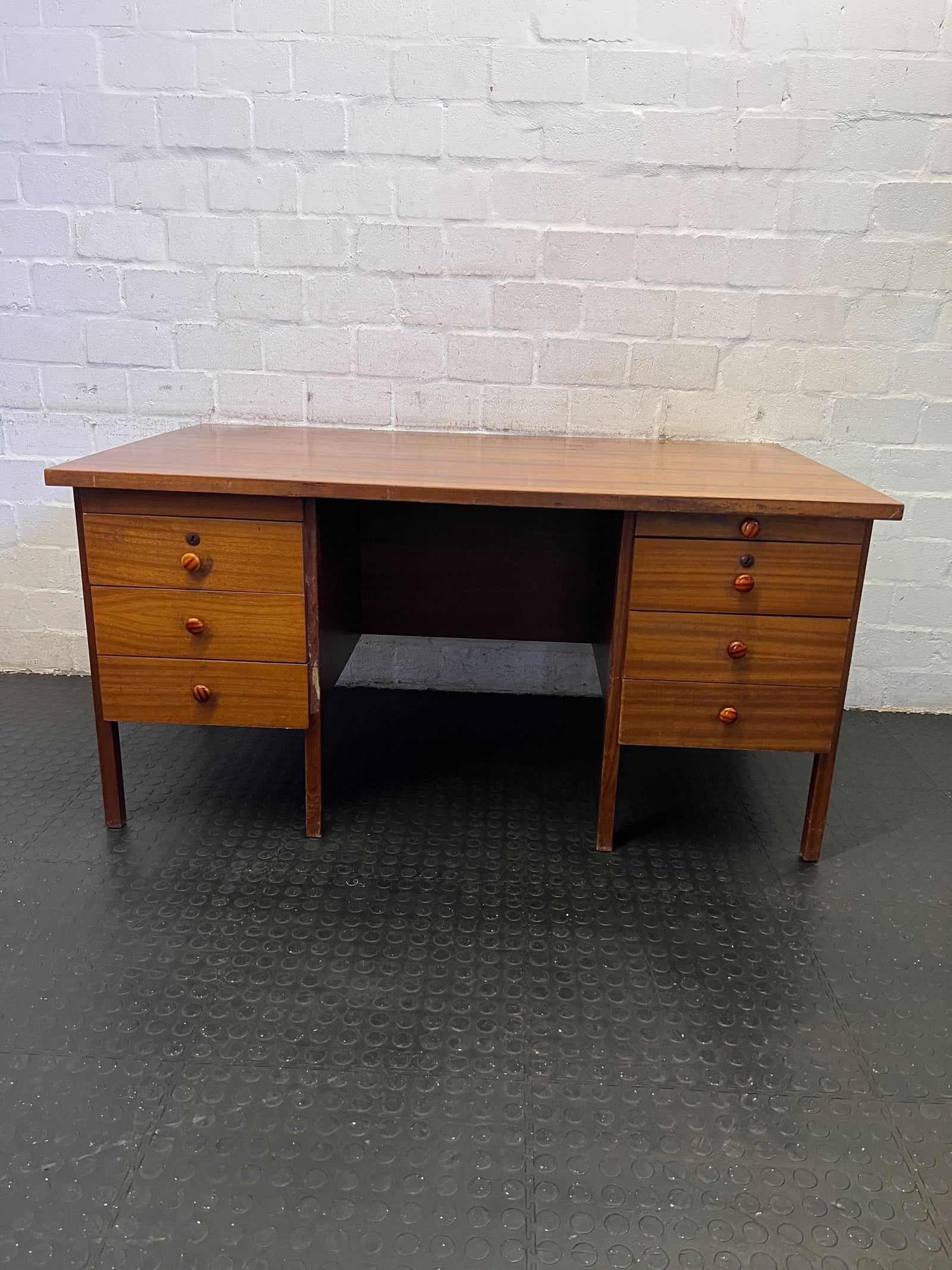 Chic Vintage Wooden Desk with Storage Drawers – Minor Wear