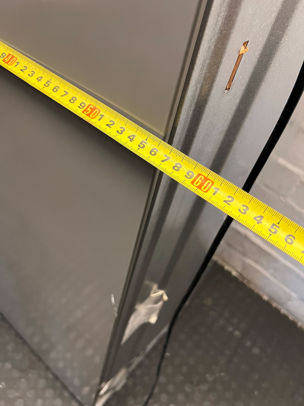 LG Silver Fridge Freezer - Reliable Kitchen Appliance - 2ndhandwarehouse.com