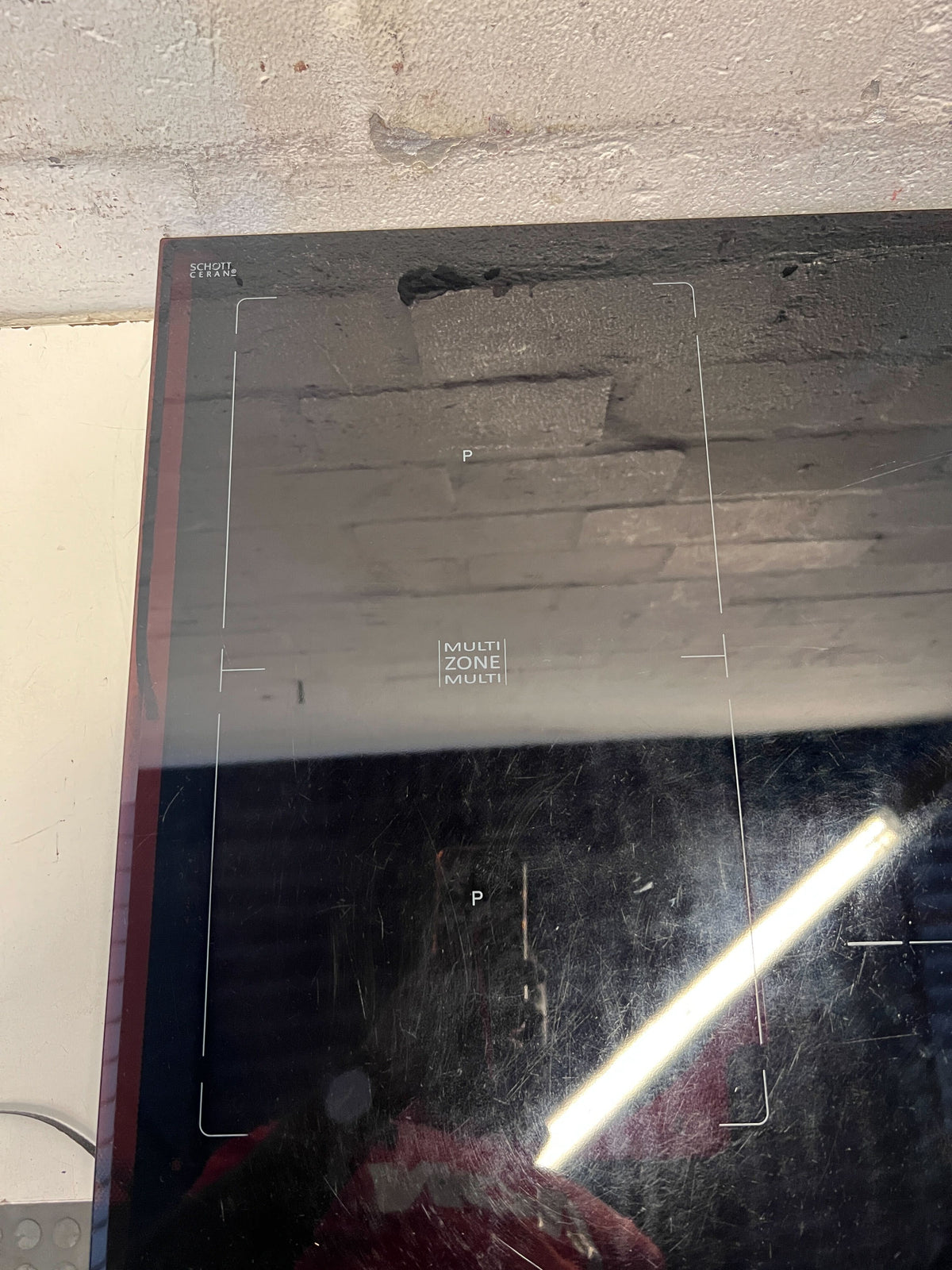 Sleek Smeg Induction Hob - Black Glass Cooktop for Modern Kitchens - 2ndhandwarehouse.com