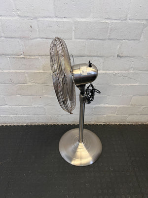 Stylish Silver Stand-Up Fan by Russell Hobbs - Minor Wear