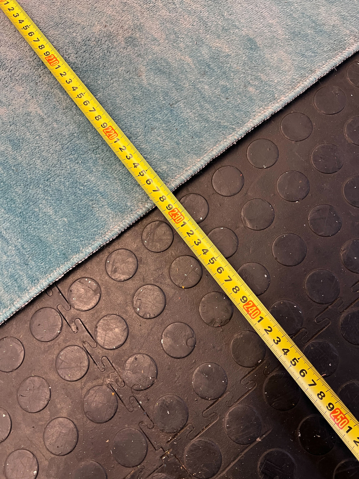 Air Loom OMBRE PINK (PRINTED RUG) 2.3 x 1.5m - PRICE DROP