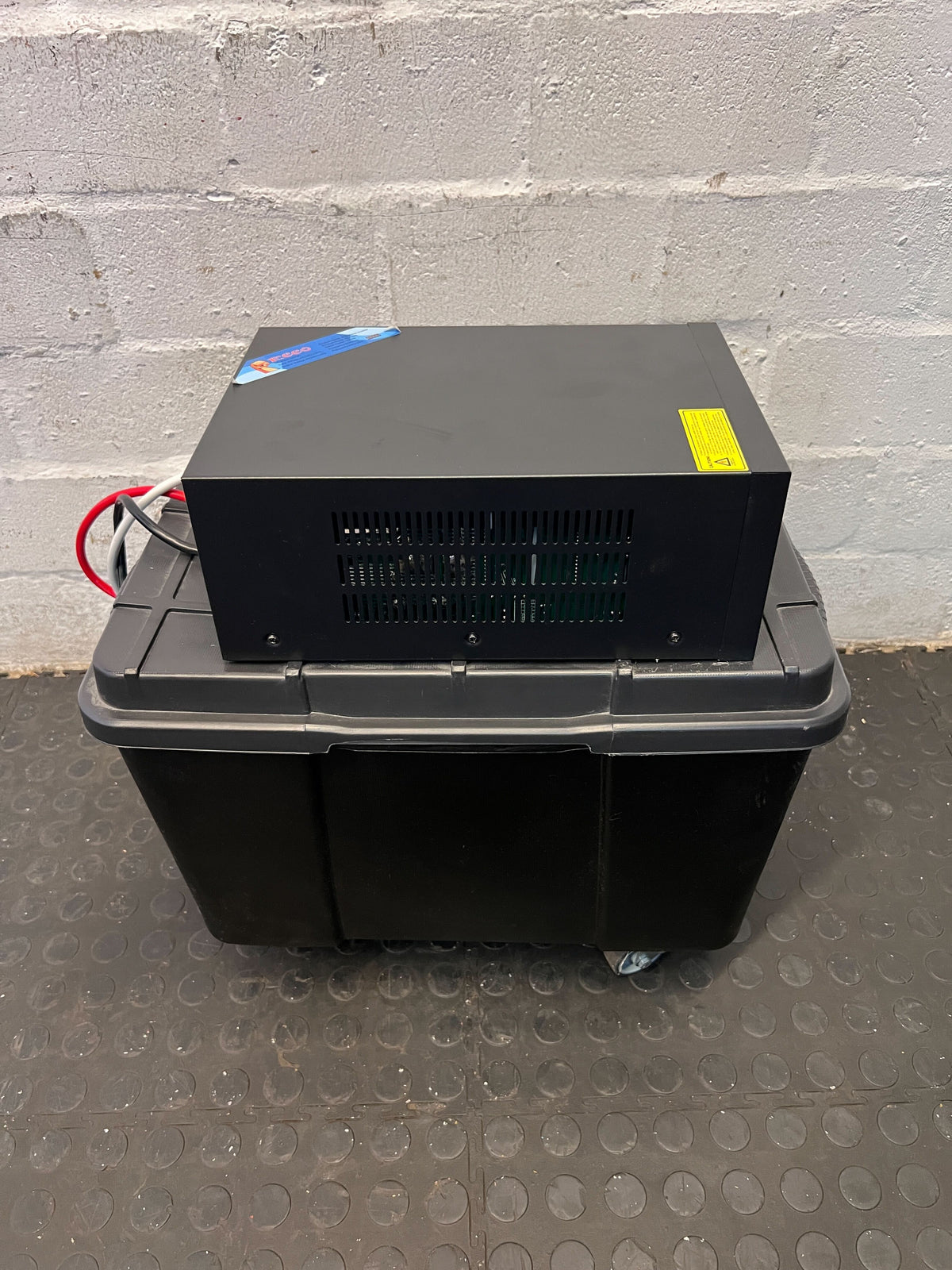 UPS and Battery box - Battery needs repacking