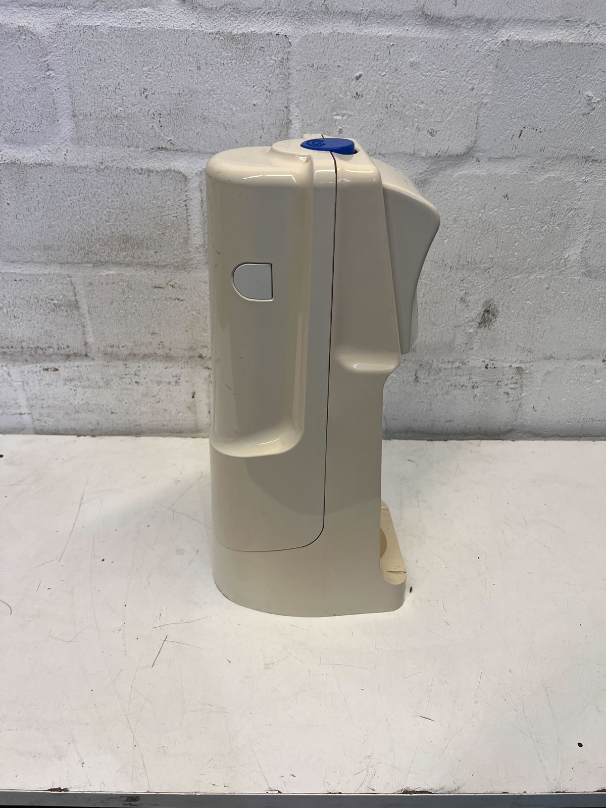 SodaStream Fizz On-Line Carbonator – Cream Color, Vintage Charm - 2ndhandwarehouse.com