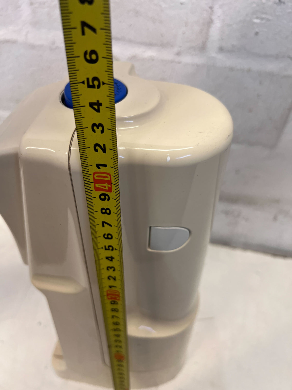 SodaStream Fizz On-Line Carbonator – Cream Color, Vintage Charm - 2ndhandwarehouse.com