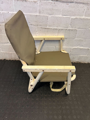 Stylish Green Canvas Folding Chair with Minor Wear - 2ndhandwarehouse.com