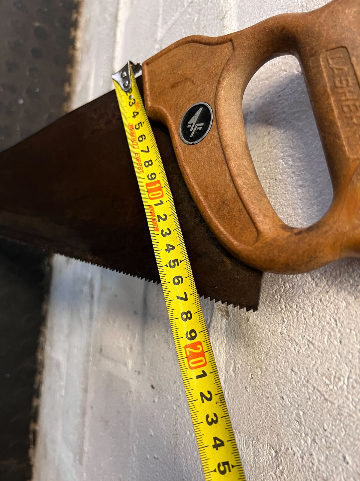 Vintage Handsaw with Wooden Handle – Well-Maintained Tool - 2ndhandwarehouse.com