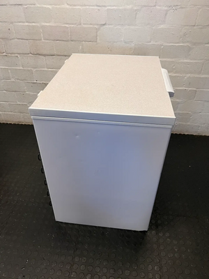 KIC 207L White Chest Freezer (KCG 210/1) - 2ndhandwarehouse.com