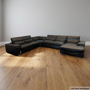 L shape lounge suite  - Spacious Black Leather Sectional Sofa - Some visible damages - 2ndhandwarehouse.com