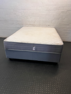 Lala Madrid Queen Mattress - Light Marks on Surface - 2ndhandwarehouse.com