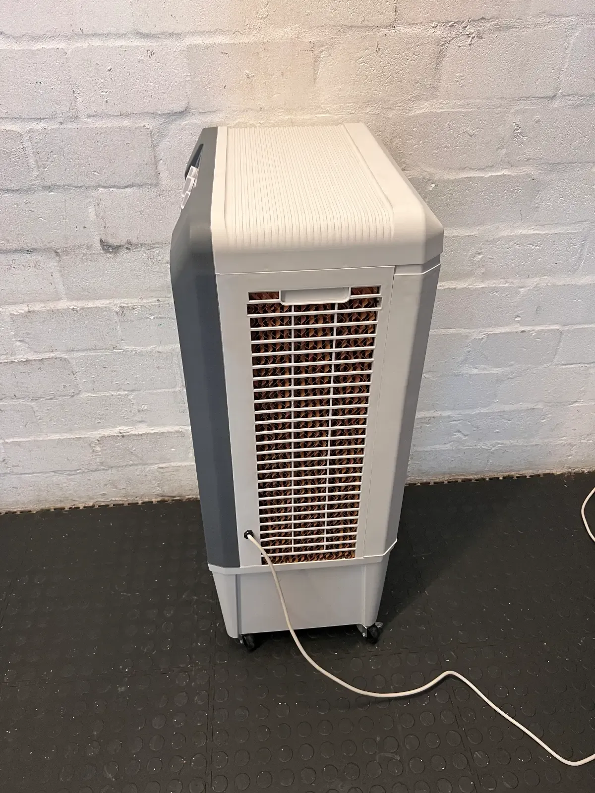 Large GMC Industrial Evaporative Air Cooler - Portable - 2ndhandwarehouse.com