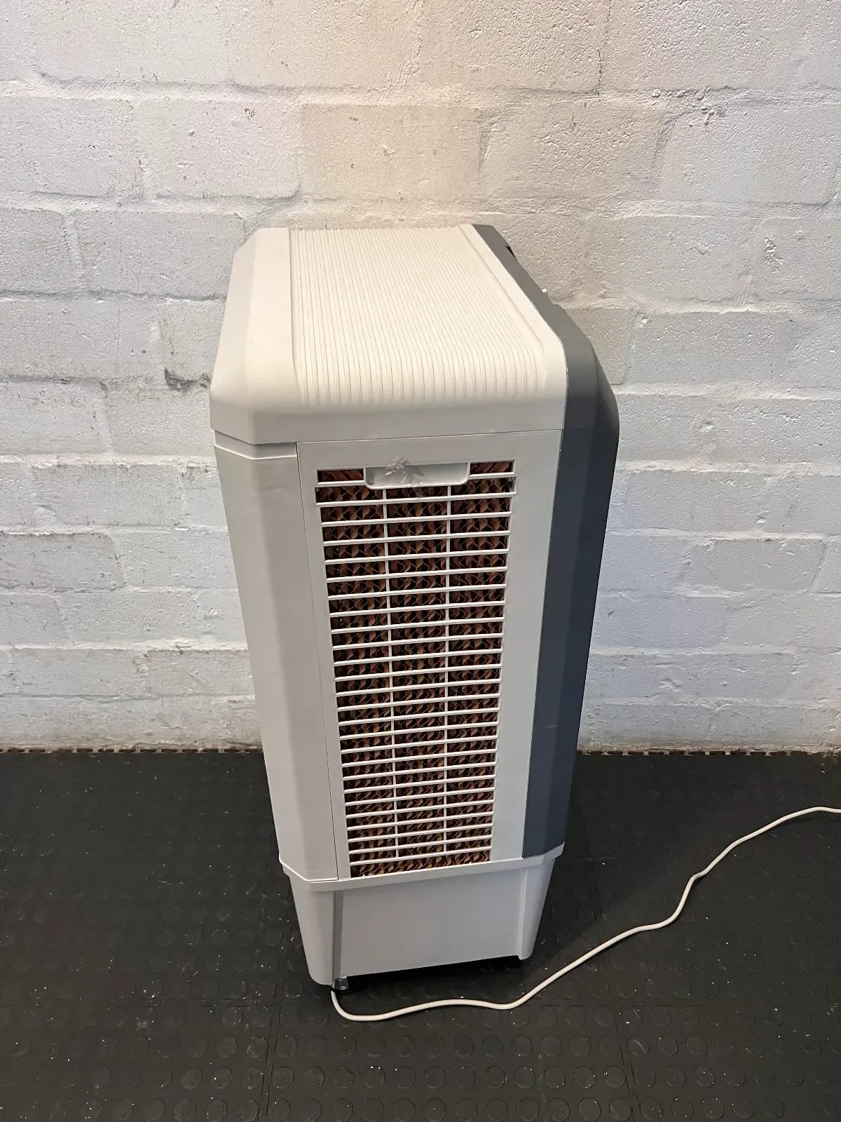 Large GMC Industrial Evaporative Air Cooler - Portable - 2ndhandwarehouse.com