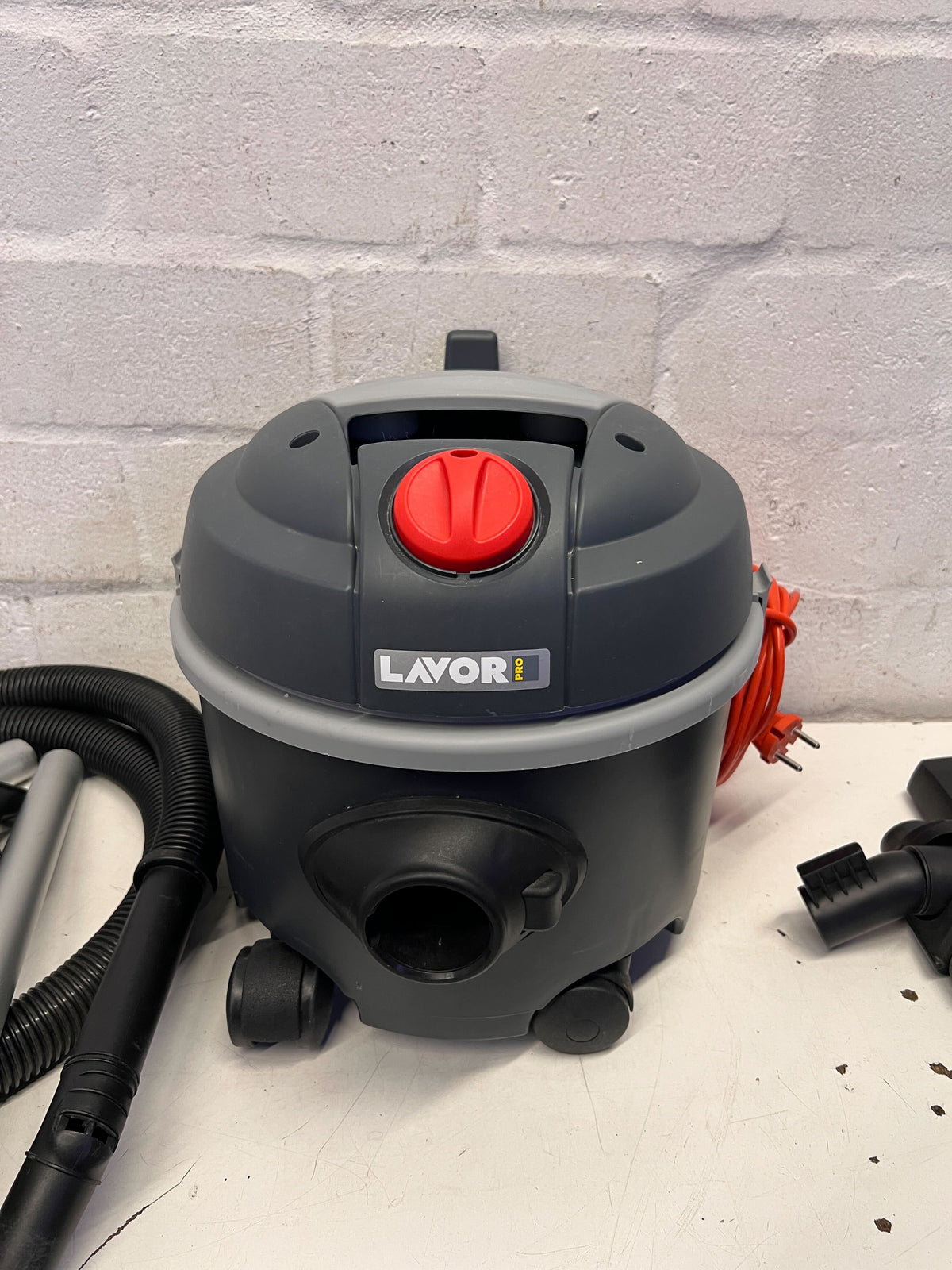 Lavor Wet & Dry Vacuum Cleaner with Attachments ✨