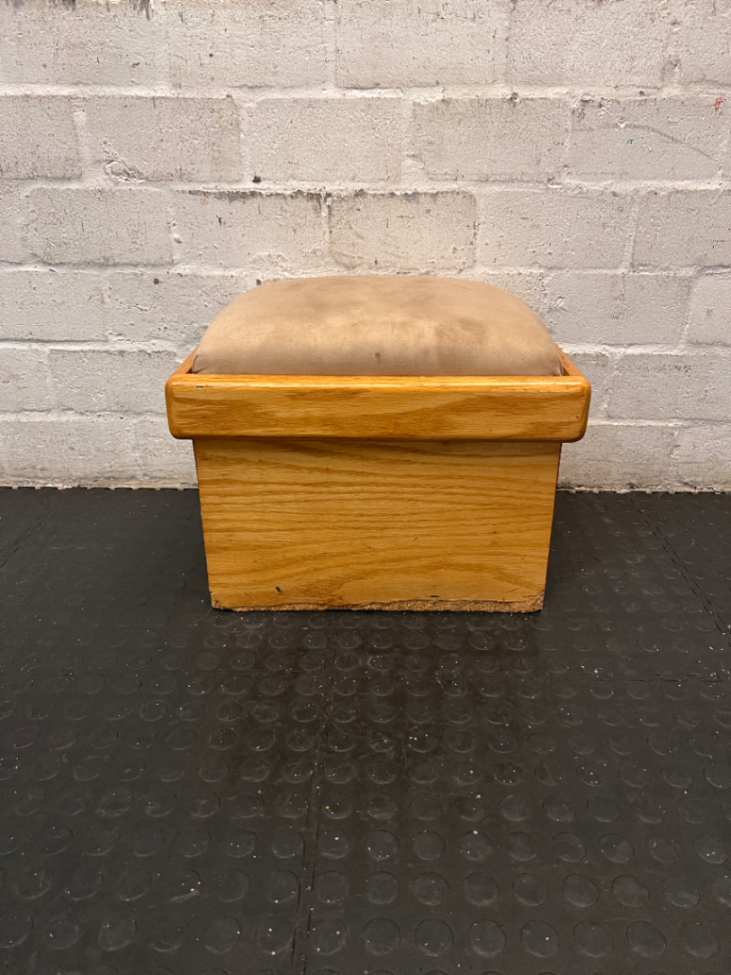 Light Wood Box-Style Dressing Stool with Padded Seat — Good Working Order - 2ndhandwarehouse.com