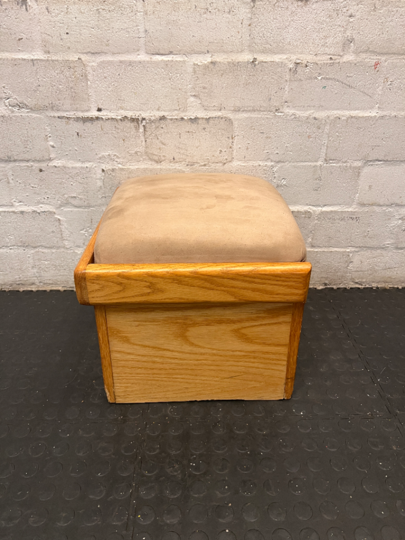 Light Wood Box-Style Dressing Stool with Padded Seat — Good Working Order - 2ndhandwarehouse.com