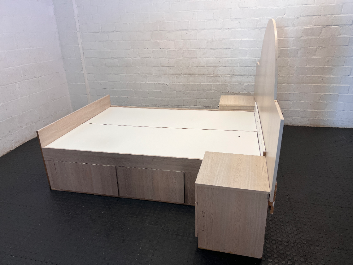 Light Wood Double Bed Base with Arched Headboard & 4 Storage Drawers - 2ndhandwarehouse.com