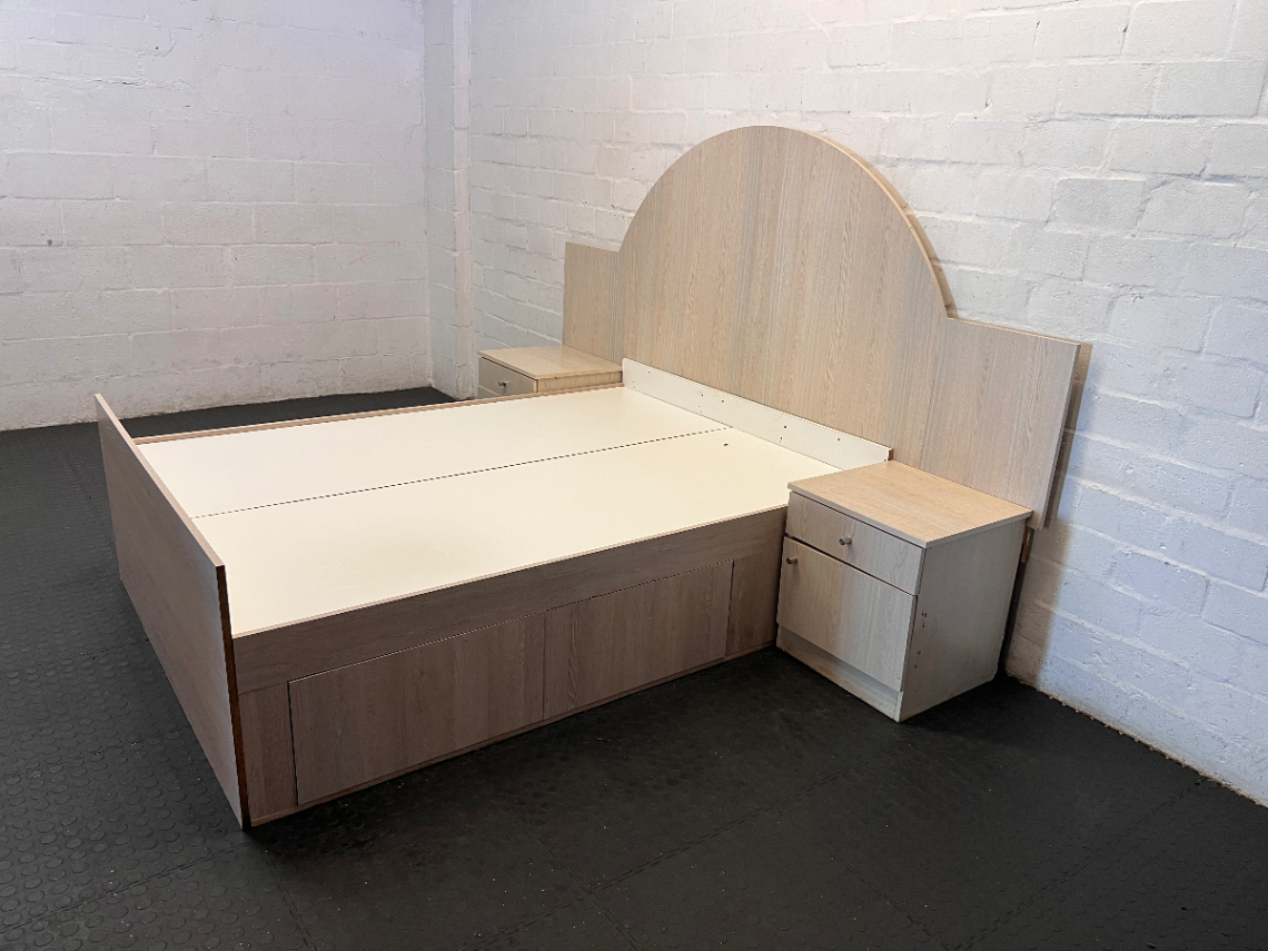 Light Wood Double Bed Base with Arched Headboard & 4 Storage Drawers - 2ndhandwarehouse.com