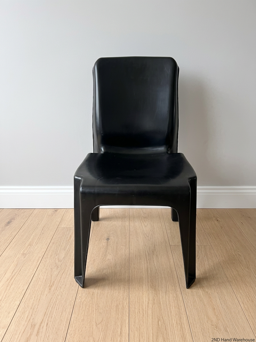 Makro Black Plastic Event Chair — Good Working Order