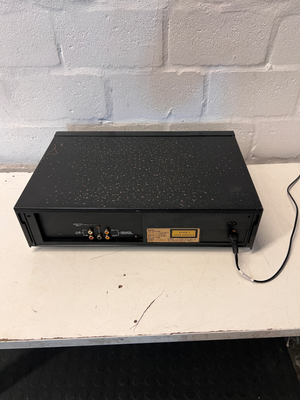 Marantz CD Player CD-42mkII - Surface Wear & Screw in Tray - 2ndhandwarehouse.com