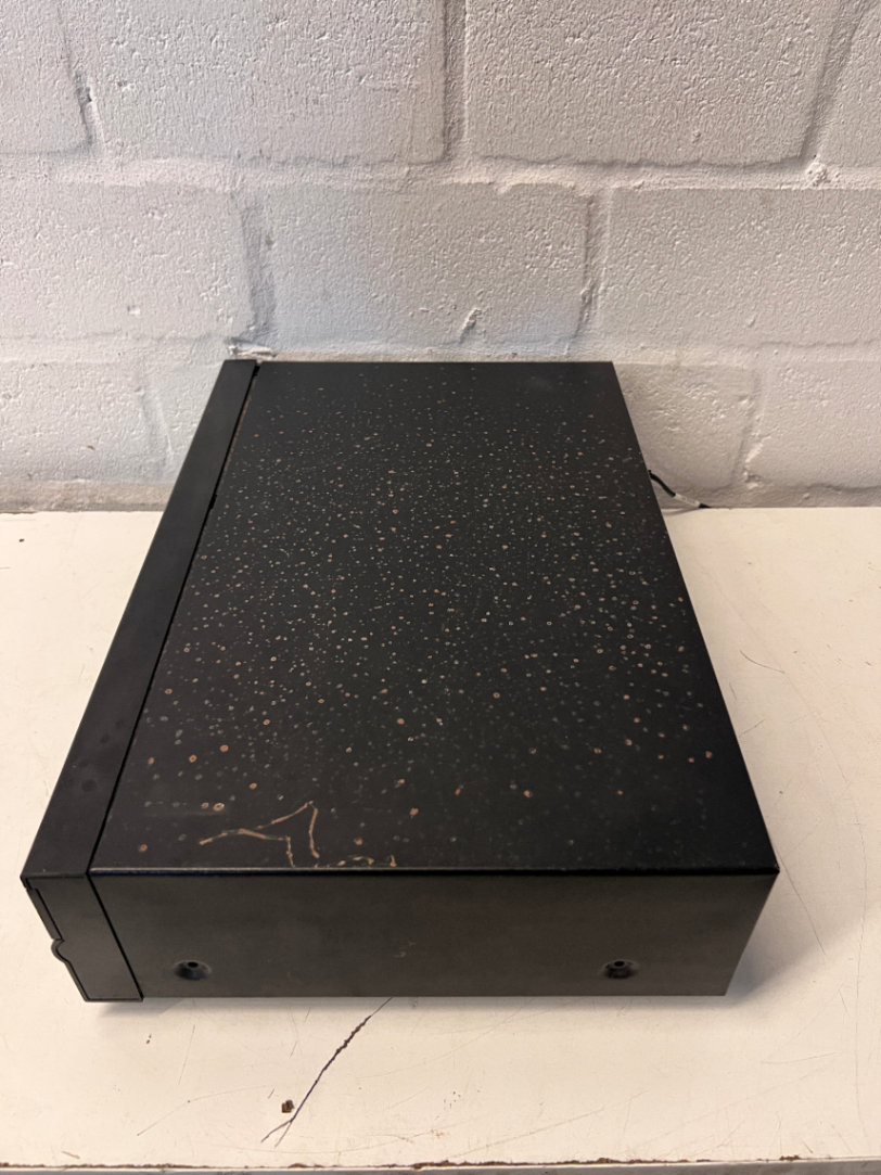 Marantz CD Player CD-42mkII - Surface Wear & Screw in Tray - 2ndhandwarehouse.com