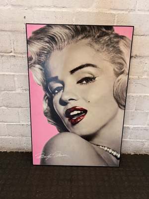 Marilyn Monroe Portrait Painting with Pink Background & Glitter Detail - 2ndhandwarehouse.com