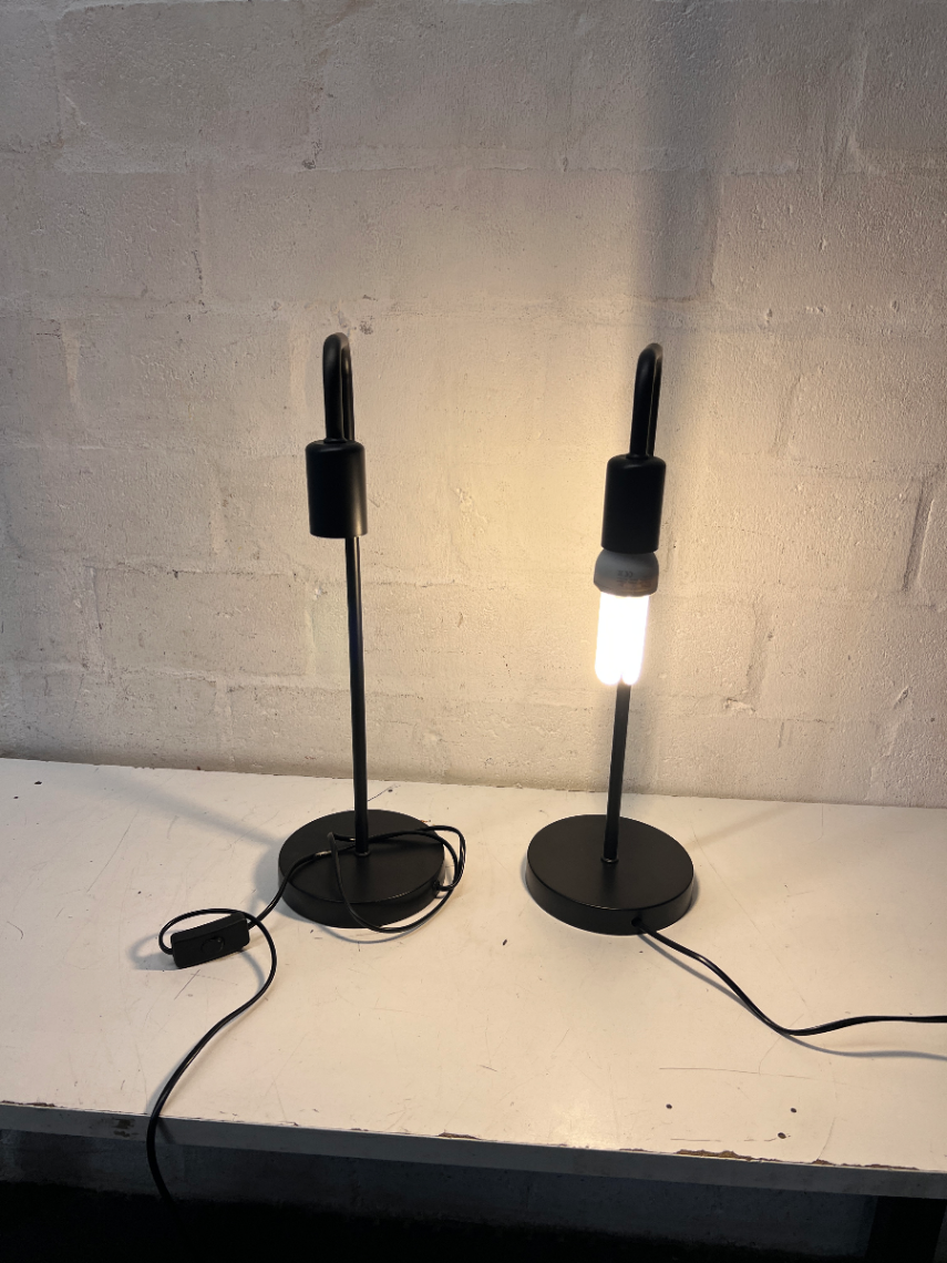 Minimalist Industrial Black Table Lamp — New Condition