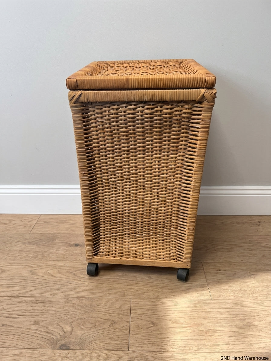 Mobile Straw Woven Laundry Basket - Fair Condition - 2ndhandwarehouse.com