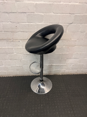 Modern Black Faux Leather Bar Stool with Chrome Base - 2ndhandwarehouse.com