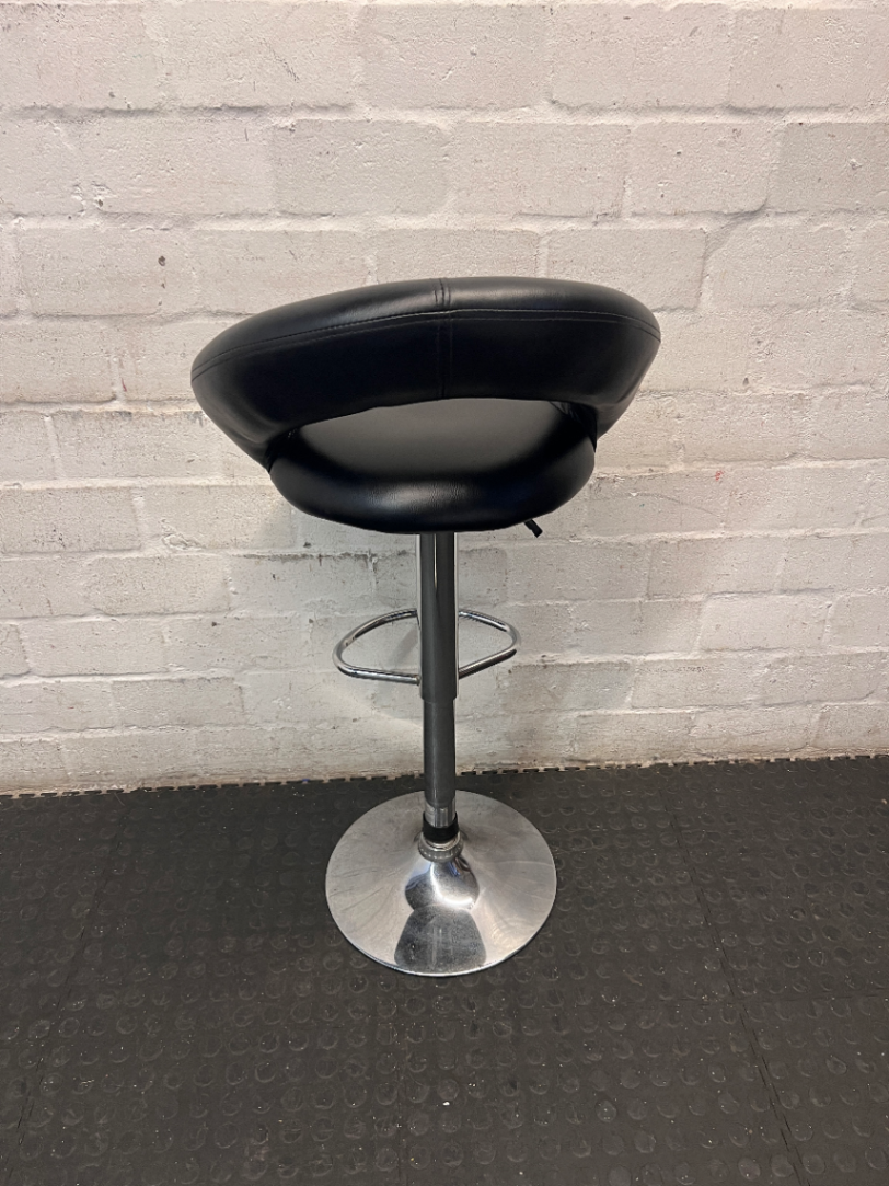 Modern Black Faux Leather Bar Stool with Chrome Base - 2ndhandwarehouse.com