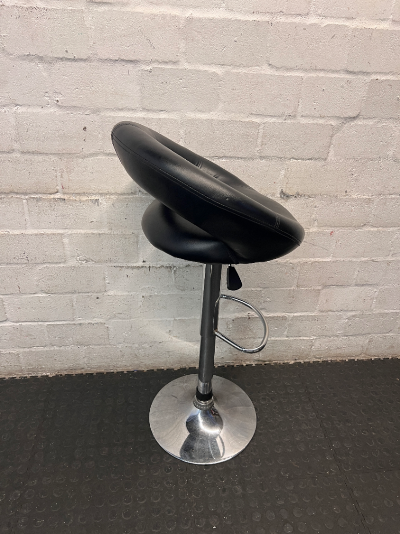 Modern Black Faux Leather Bar Stool with Chrome Base - 2ndhandwarehouse.com