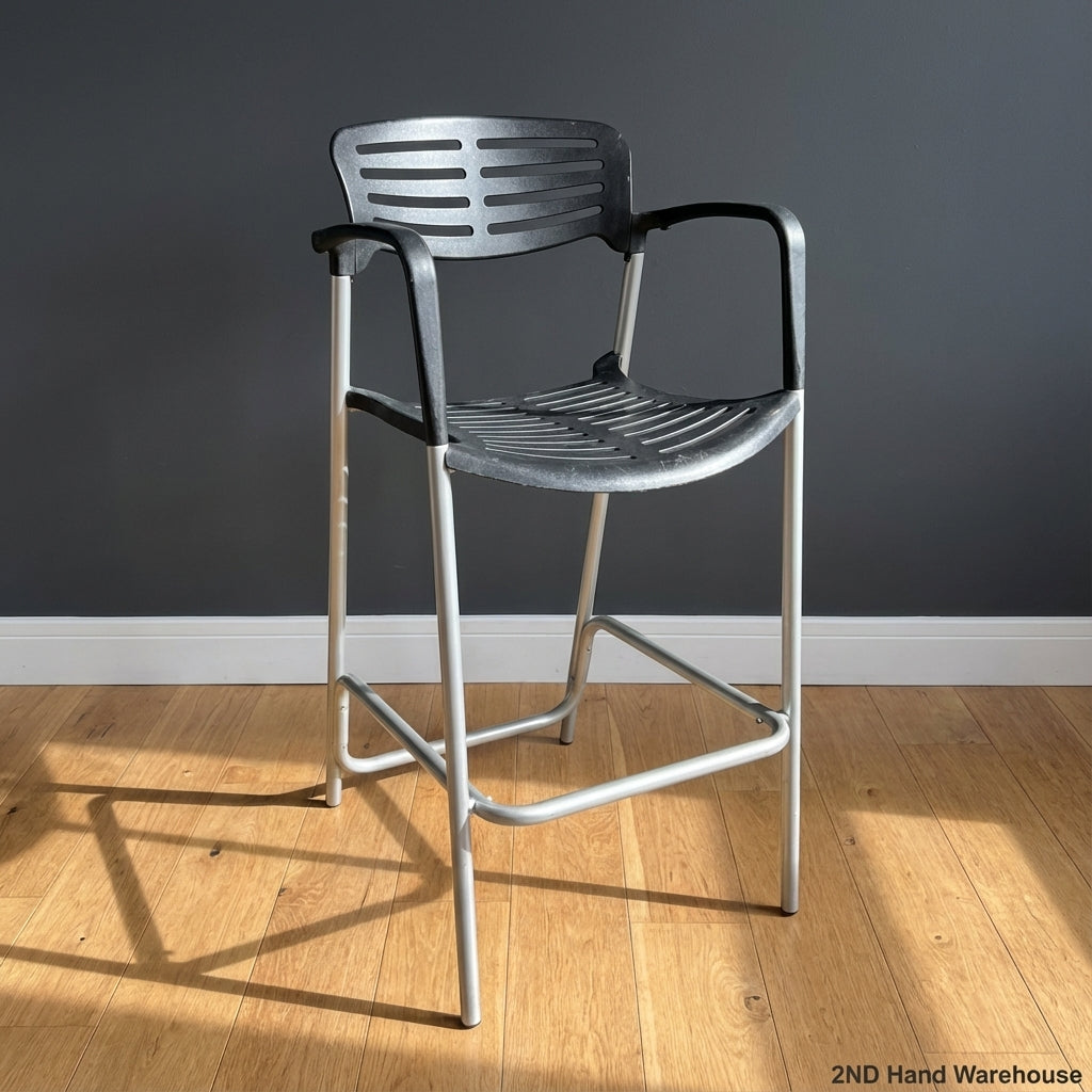 Modern Black Slatted Bar Stool with Armrests