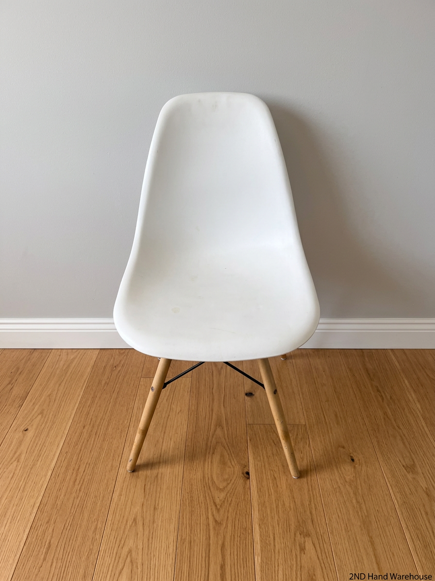 Moulded White Dining Chair with Wooden Legs — Visible Wear and Fair Condition