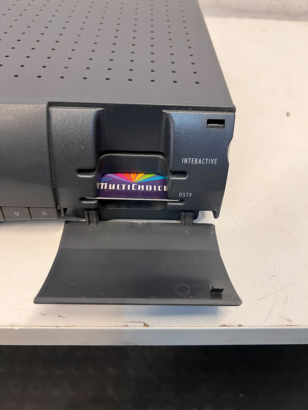 MultiChoice Digital Satellite Decoder – Modern Black Entertainment Hub - 2ndhandwarehouse.com