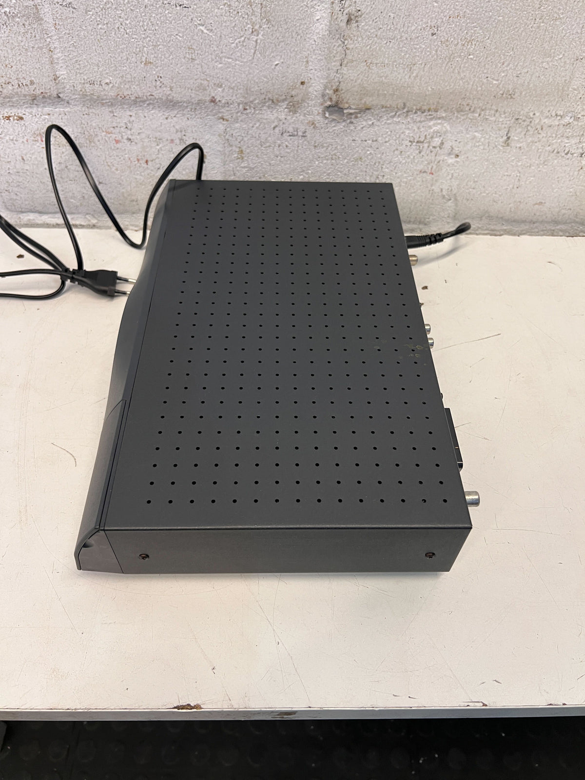 MultiChoice Digital Satellite Decoder – Modern Black Entertainment Hub - 2ndhandwarehouse.com