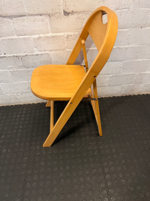 Natural Wood Folding Chair - Excellent Condition - 2ndhandwarehouse.com