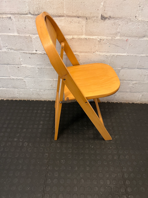 Natural Wood Folding Chair - Excellent Condition - 2ndhandwarehouse.com