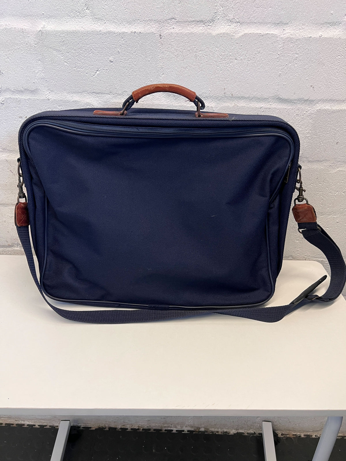 Navy Blue Meridian Laptop Bag with Minor Wear for Professionals