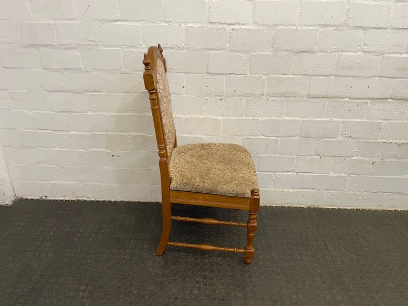 Oak Floral Cushioned Dining Room Chair (No Arm Rests) - PRICE DROP - 2ndhandwarehouse.com