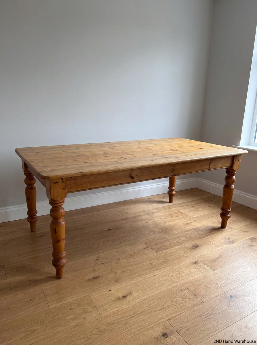 Oregon Pine 8-Seater Dining Table with Turned Legs — Good Used Condition - 2ndhandwarehouse.com
