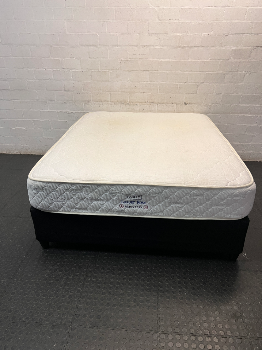Padley Luxury Rose Queen Mattress and Black Base Set — Very Good Condition