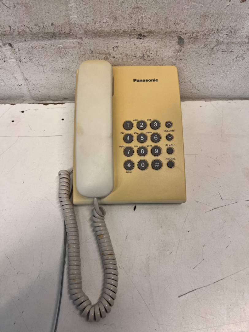 Panasonic KX-TS500SA Desk Phone - Discoloured Handset, Sold As-Is - 2ndhandwarehouse.com