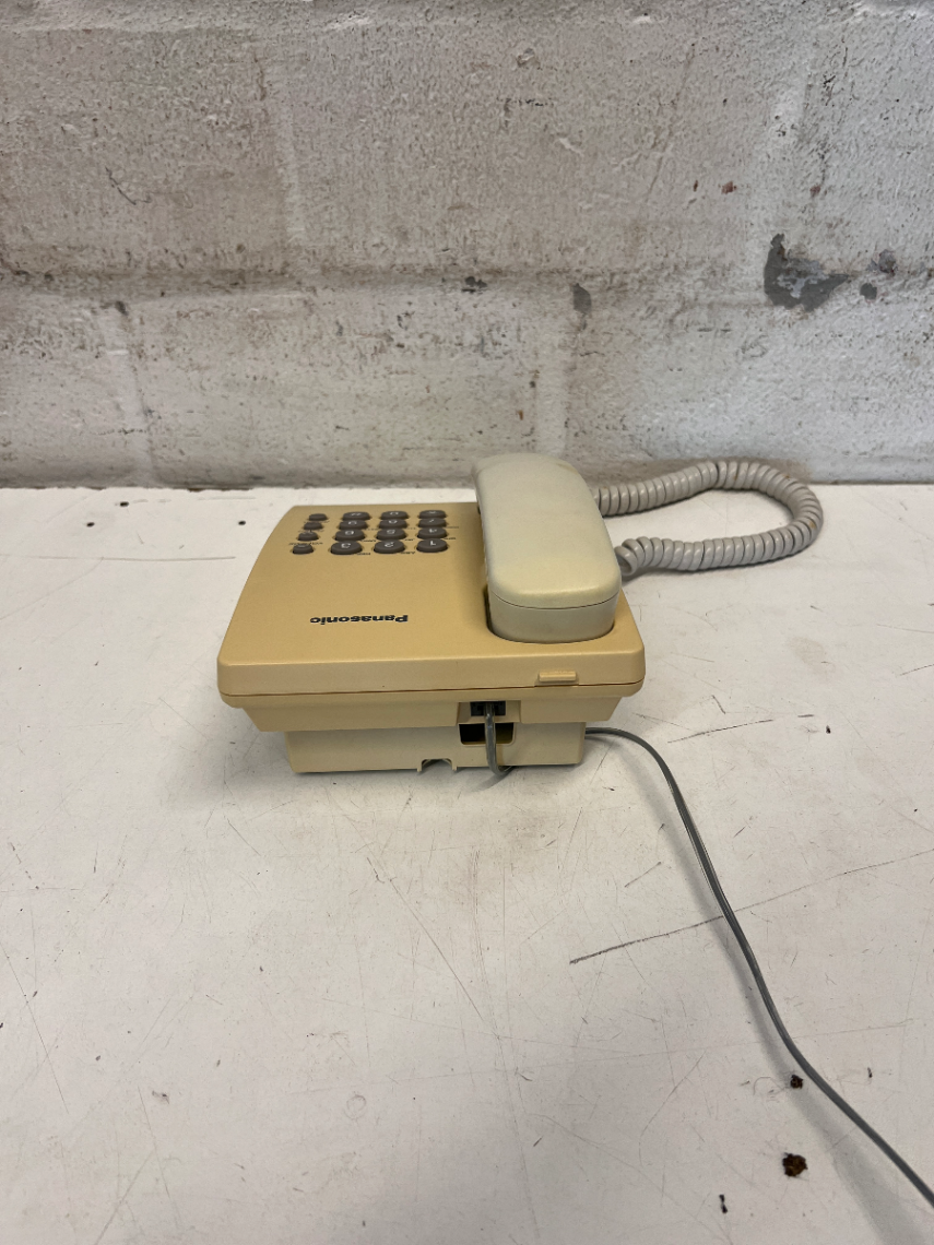 Panasonic KX-TS500SA Desk Phone - Discoloured Handset, Sold As-Is - 2ndhandwarehouse.com