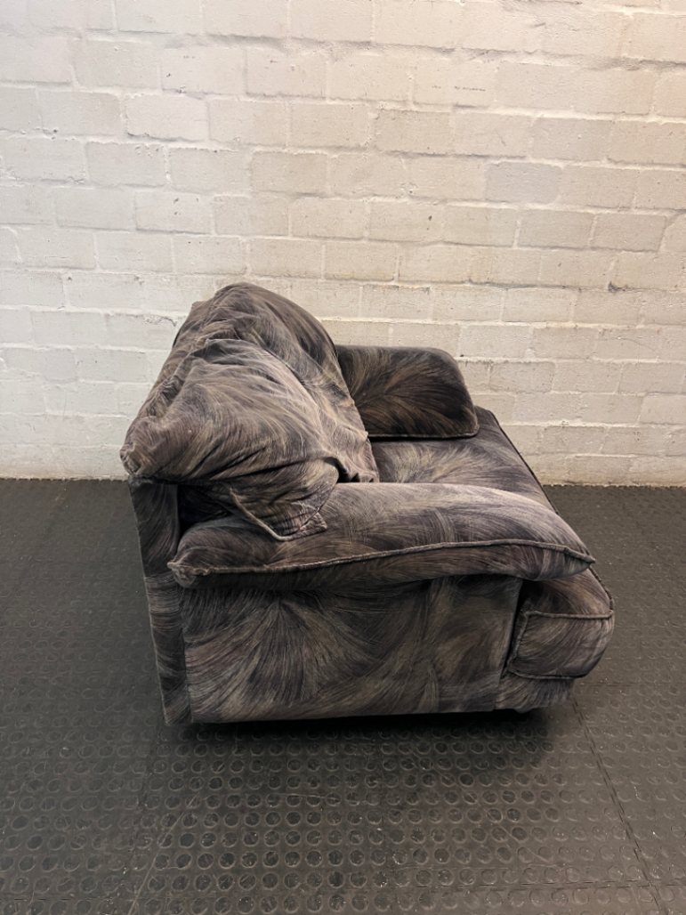 Oversized Fabric 1 Seater Couch with Feathered Pattern