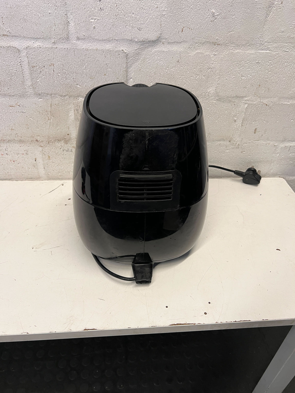 Philips Black Air Fryer – Healthy Cooking with Minor Scratches