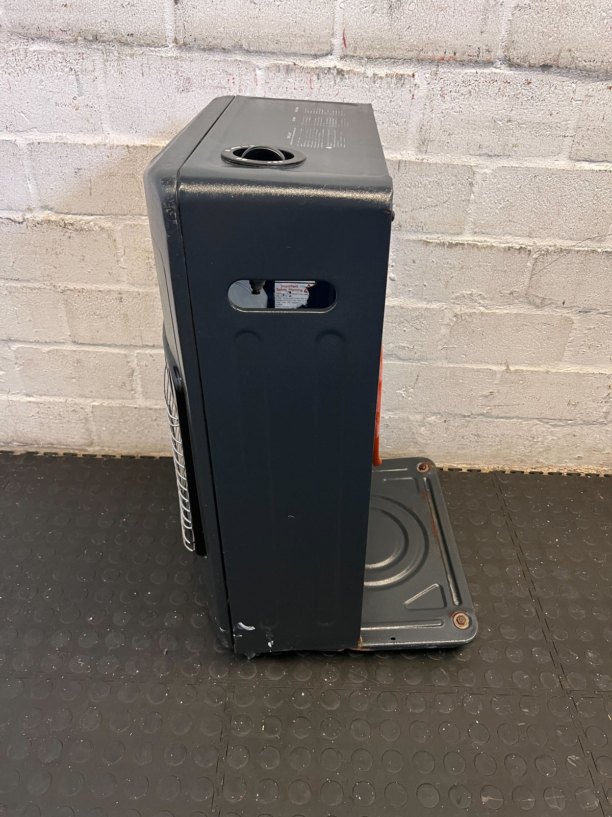 ALVA Gas Heater with Minor Scratches - PRICE DROP