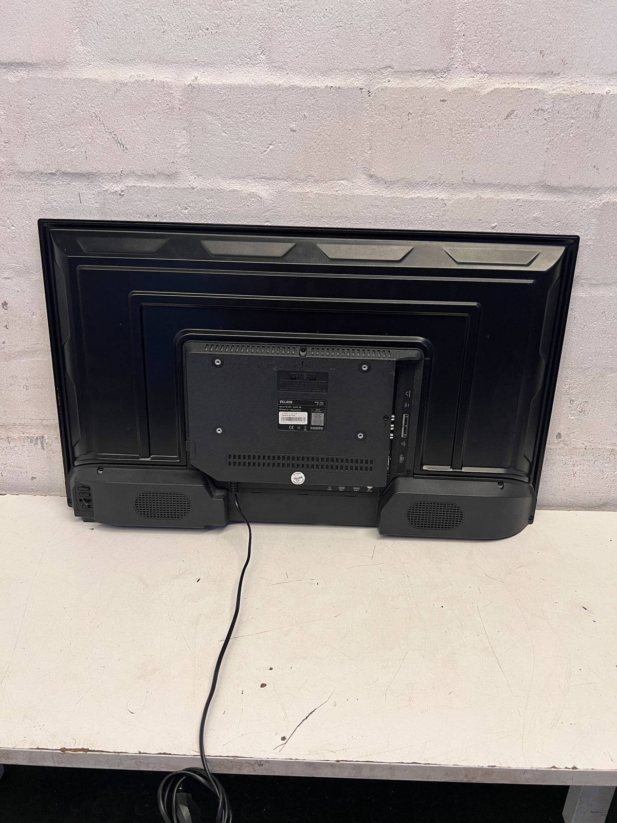 VILLAON 32inch TV - Ready for Entertainment