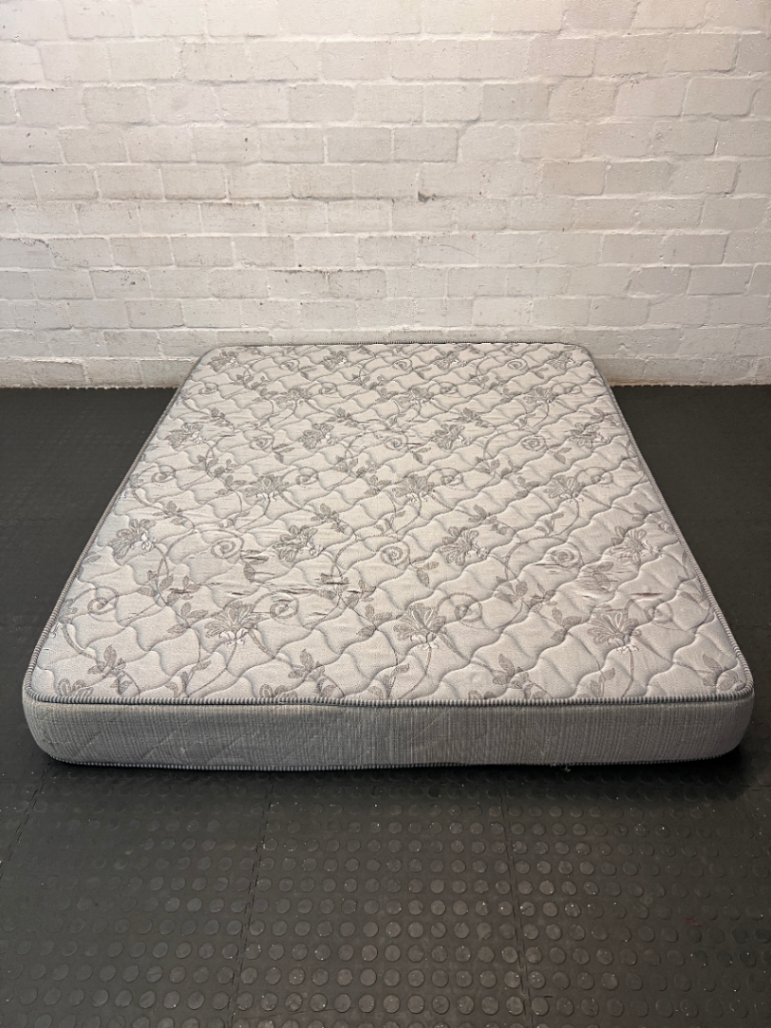 Queen Mattress with Floral Quilt Cover - Minor Surface Snags - 2ndhandwarehouse.com