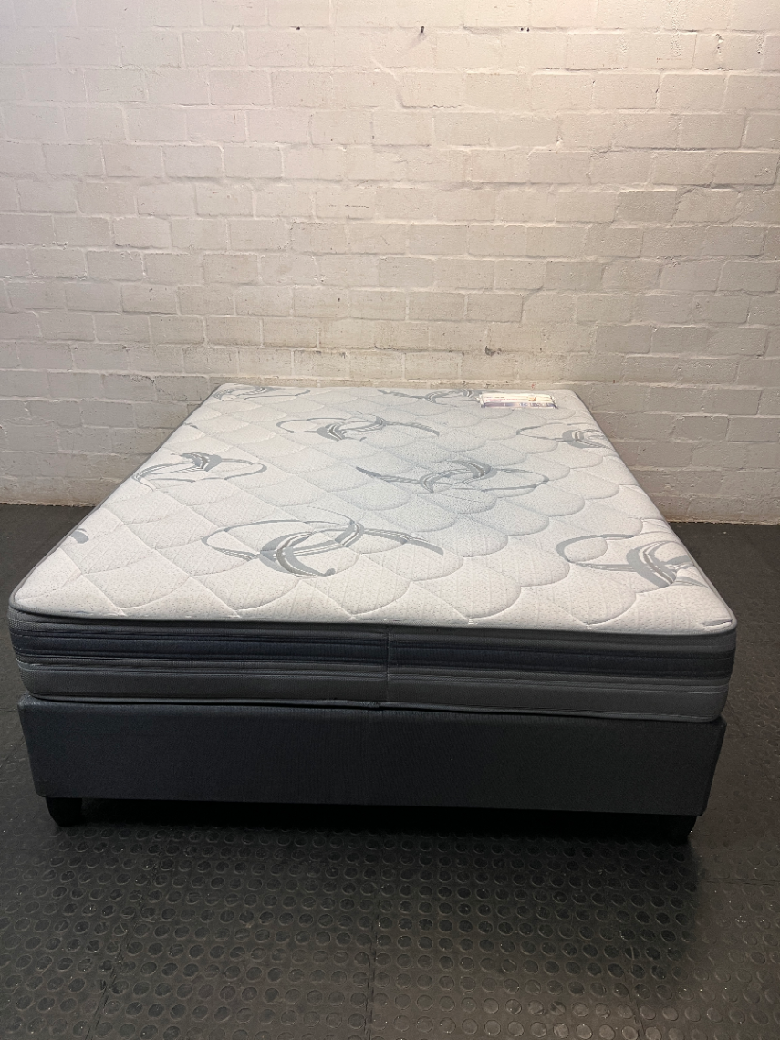 Queen Size Base and Mattress Set in Charcoal Grey — Clean and Pre-owned